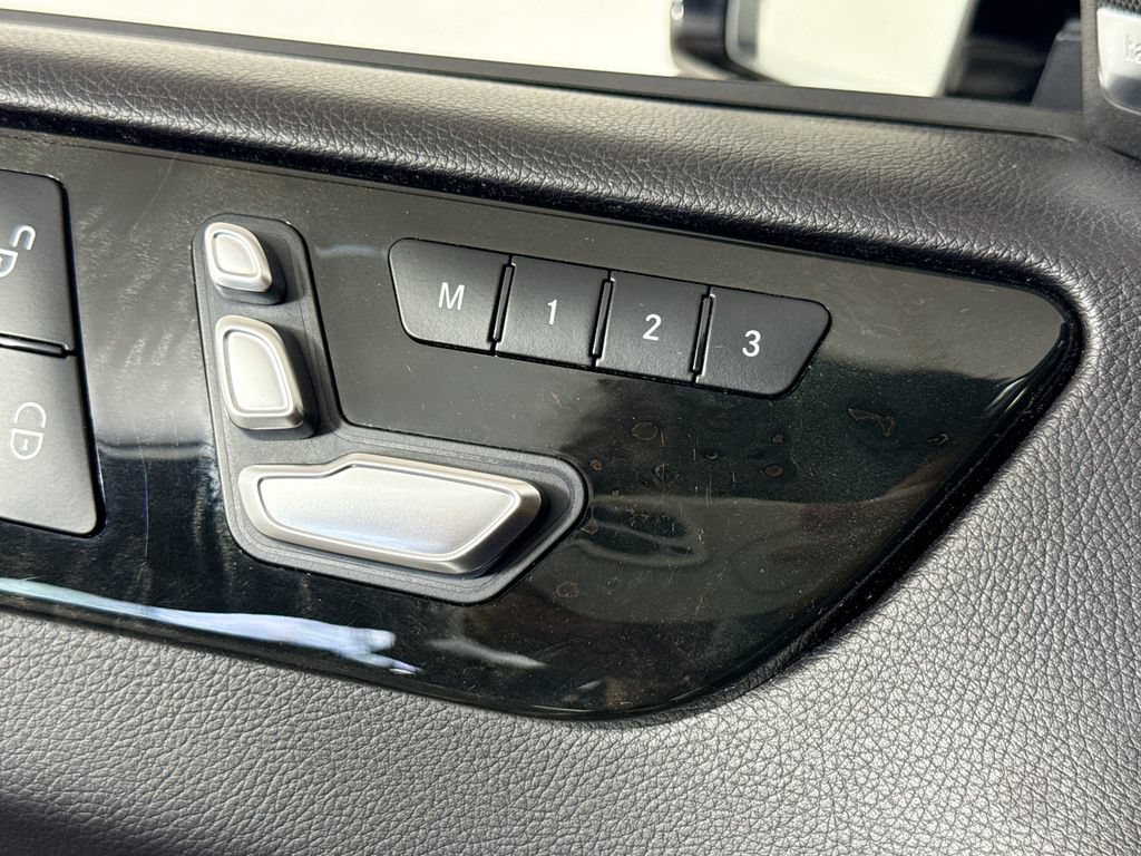 Used 2018 Mercedes-Benz GLE 350 w/ Premium 1 Package image 24