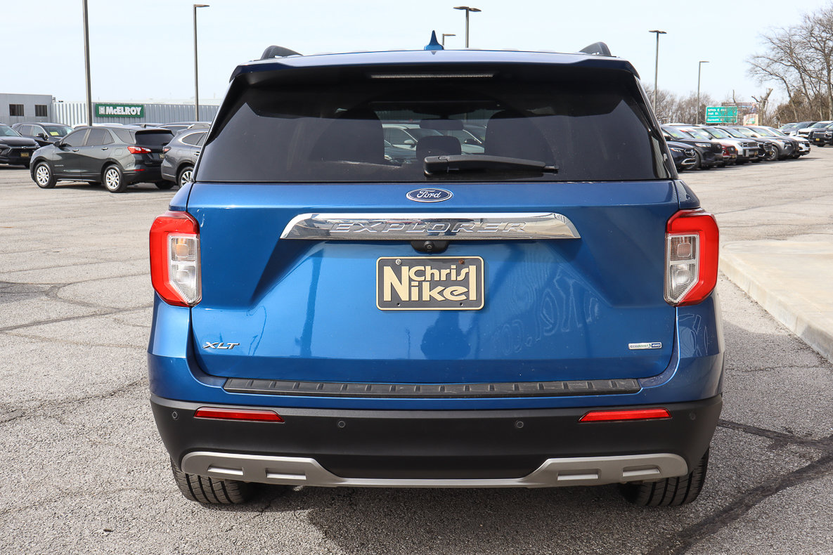Used 2020 Ford Explorer XLT w/ Equipment Group 202A image 5