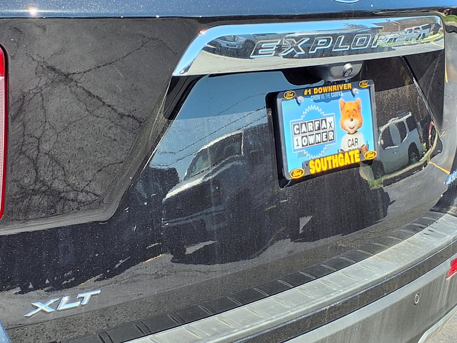 Used 2024 Ford Explorer XLT w/ Equipment Group 202A AWD/4WD image 26