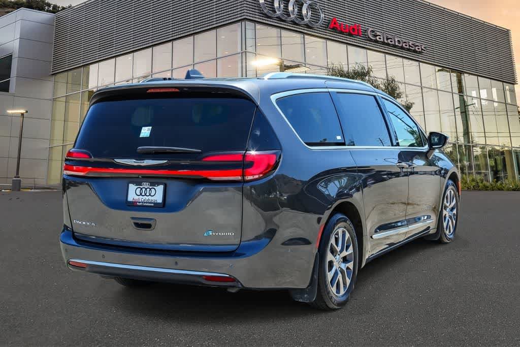 Used 2022 Chrysler Pacifica Pinnacle FWD image 4