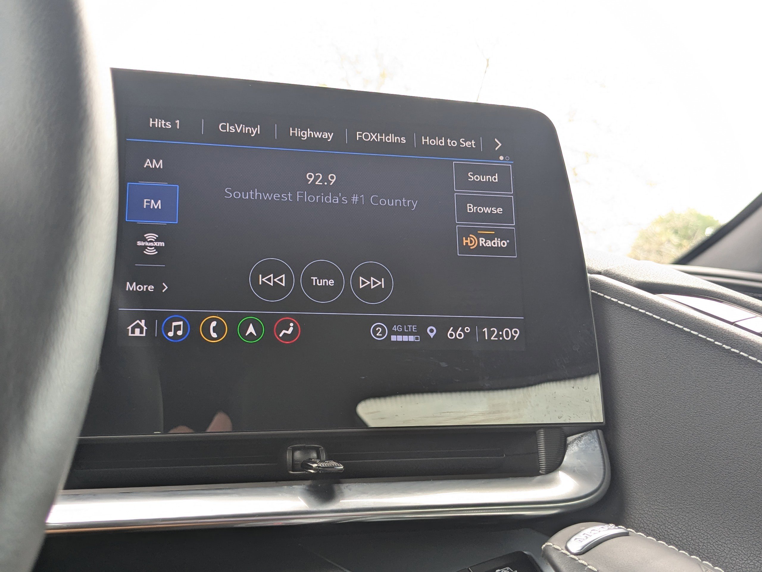 Used 2023 Chevrolet Corvette Stingray Preferred Cpe w/ 2LT image 22