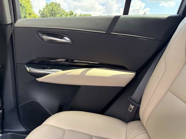 Certified 2024 Cadillac XT4 Luxury w/ Cold Weather Package FWD image 16