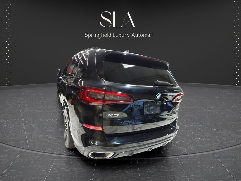 Used 2021 BMW X5 xDrive40i w/ M Sport Package image 9