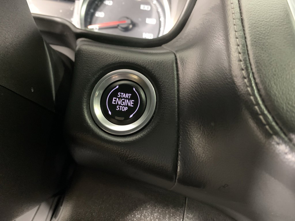 Used 2021 Chevrolet Tahoe LT w/ Luxury Package image 17