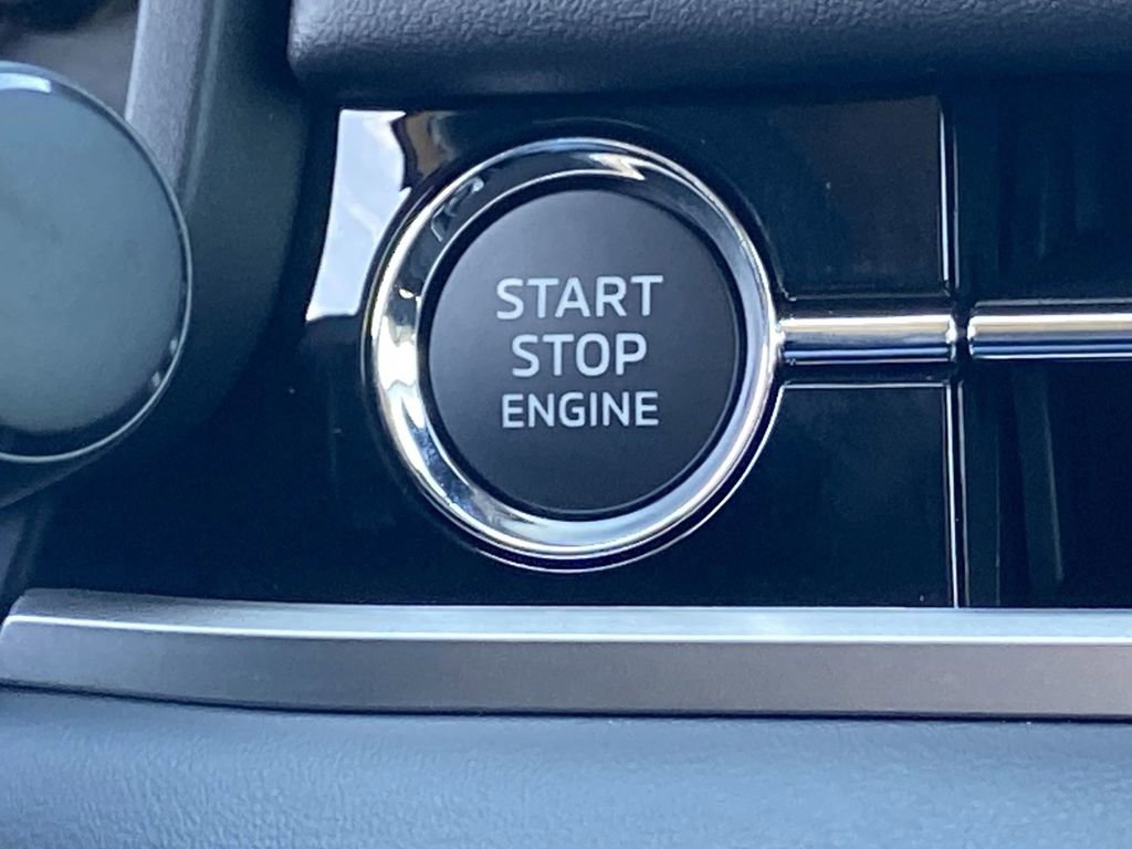New 2026 Mitsubishi Outlander SE AWD/4WD image 13