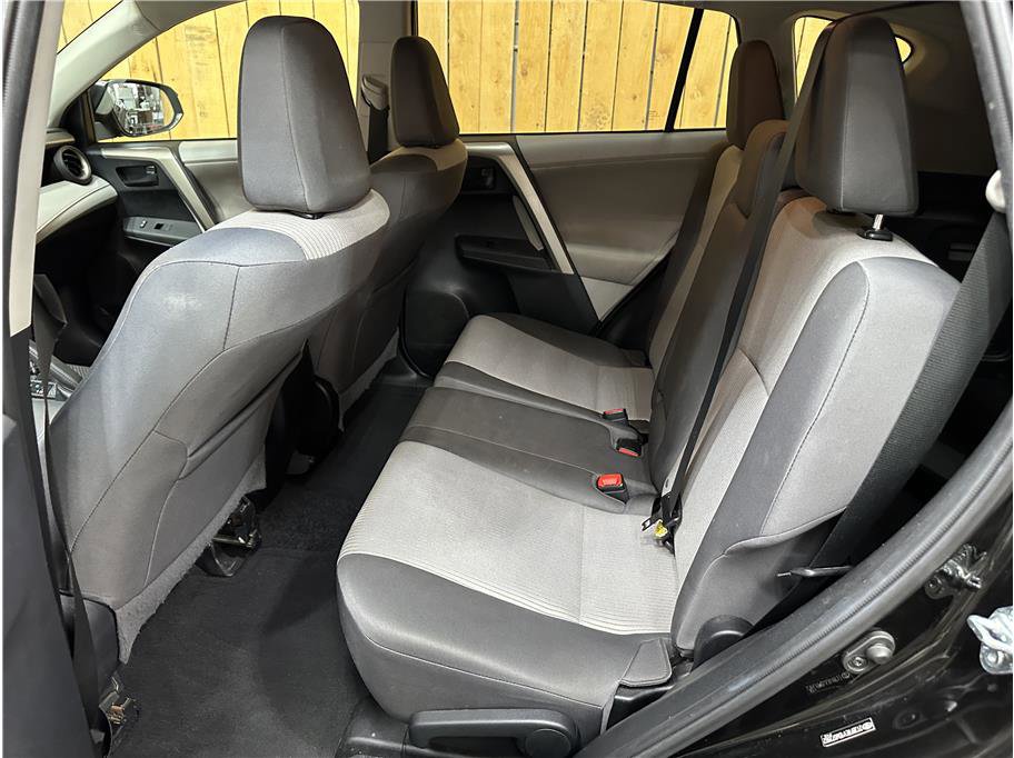 Used 2013 Toyota RAV4 LE image 22