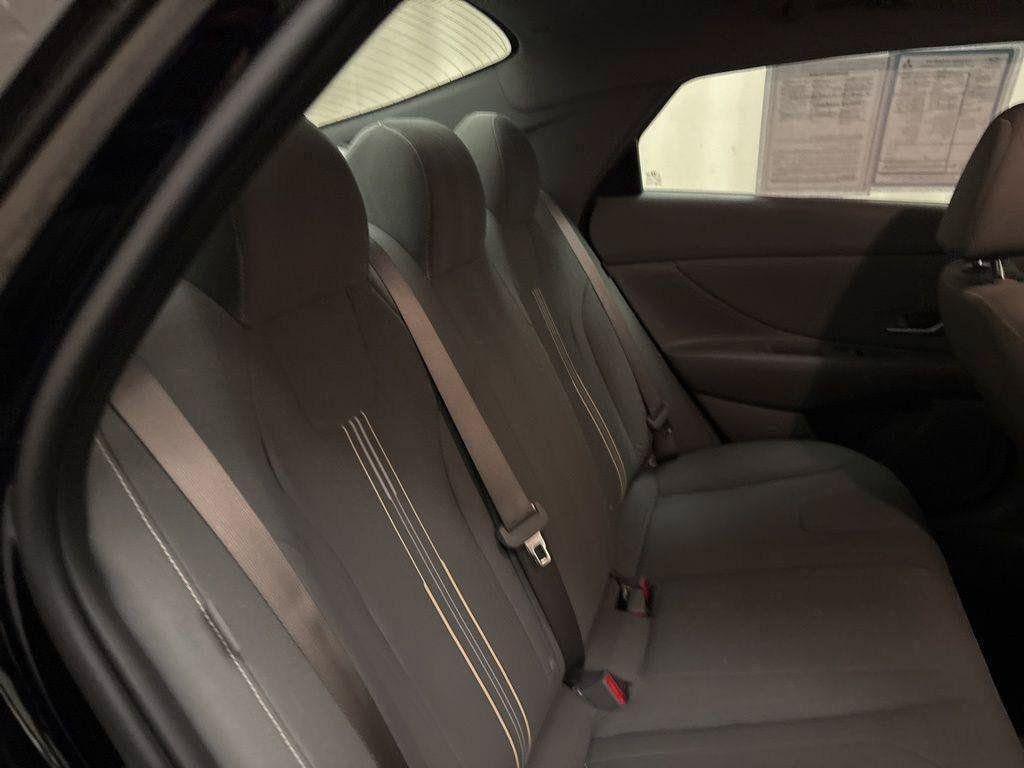 New 2026 Hyundai Elantra Sport FWD image 21