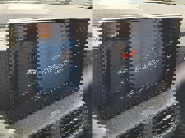 New 2025 Ford Mustang Coupe image 39