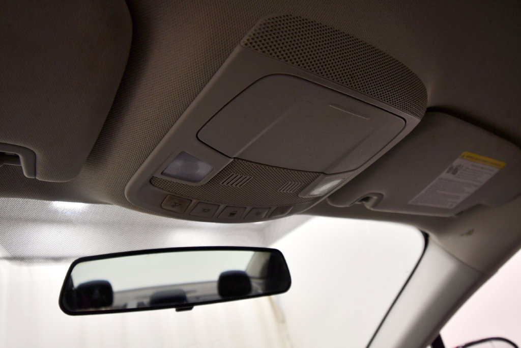 Used 2016 Ford Fusion SE FWD image 26