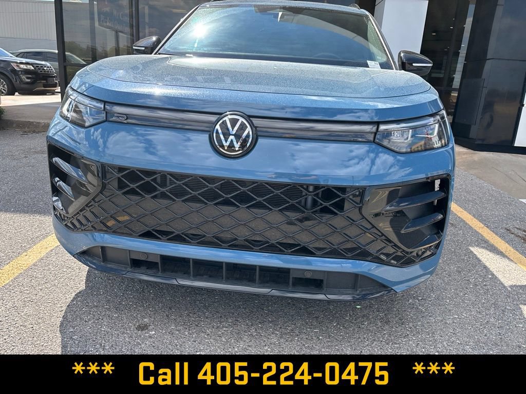 Used 2025 Volkswagen Tiguan SE R-Line FWD video 2