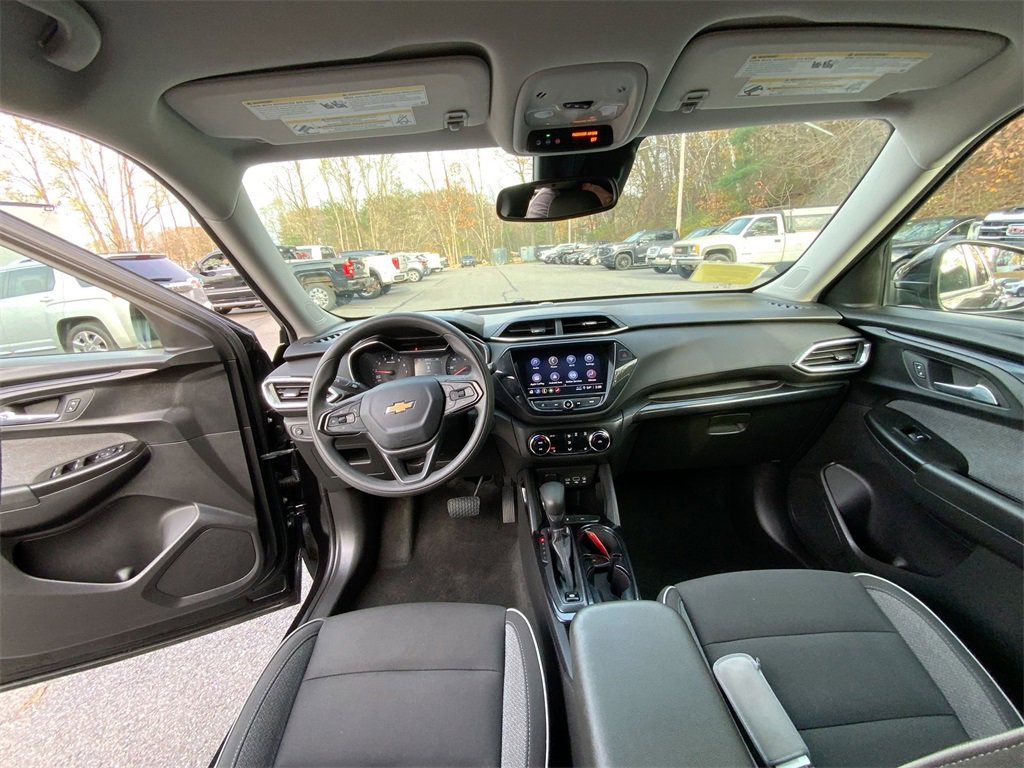 Used 2021 Chevrolet TrailBlazer LT w/ Convenience Package image 20