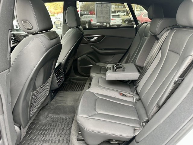 Used 2021 Audi Q8 Prestige image 19