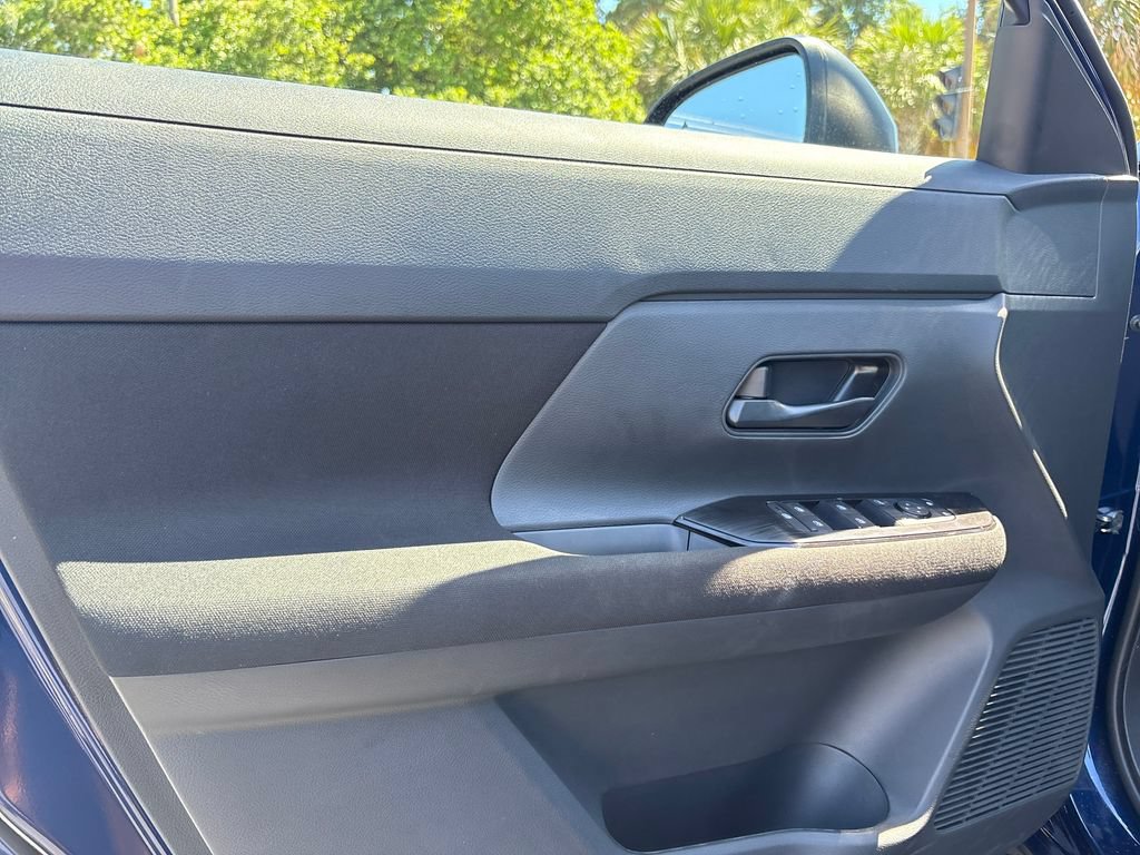 New 2026 Nissan Kicks S FWD image 11