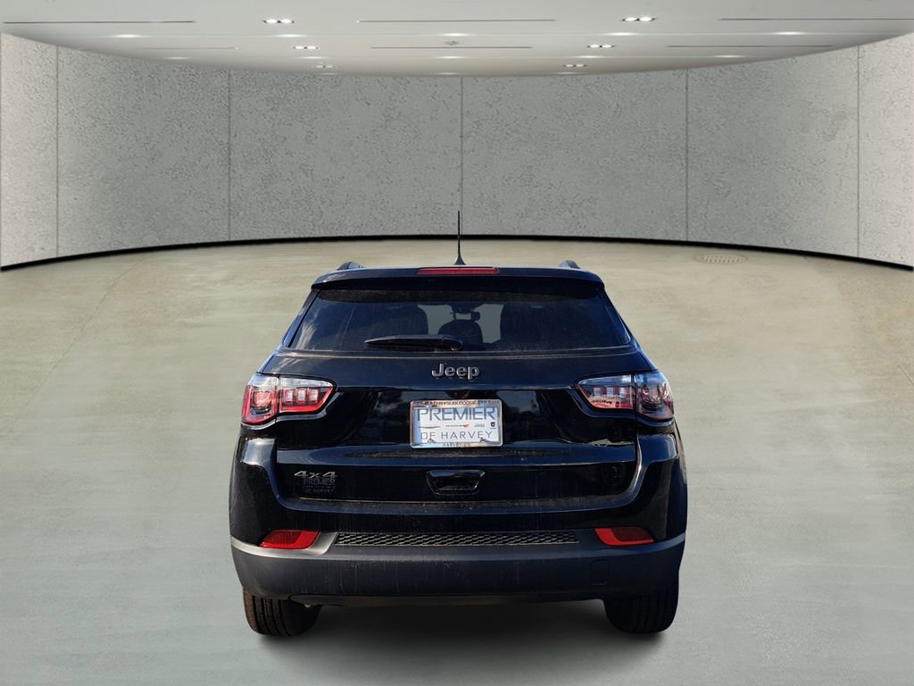 New 2026 Jeep Compass Latitude image 5