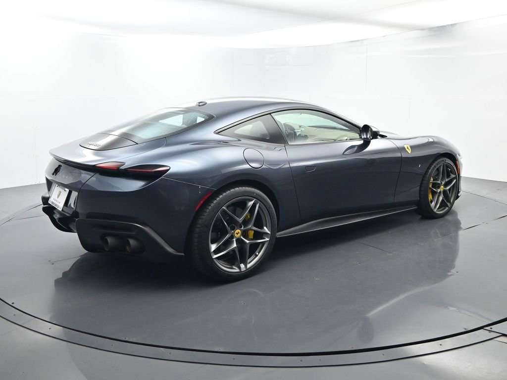 Used 2021 Ferrari Roma image 15