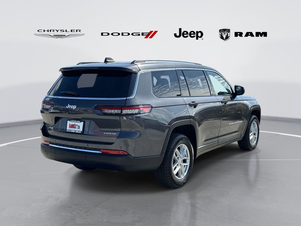 Used 2023 Jeep Grand Cherokee L Laredo AWD/4WD image 3