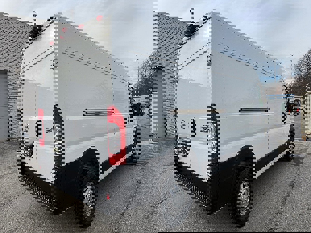 Used 2023 RAM ProMaster 2500 image 7