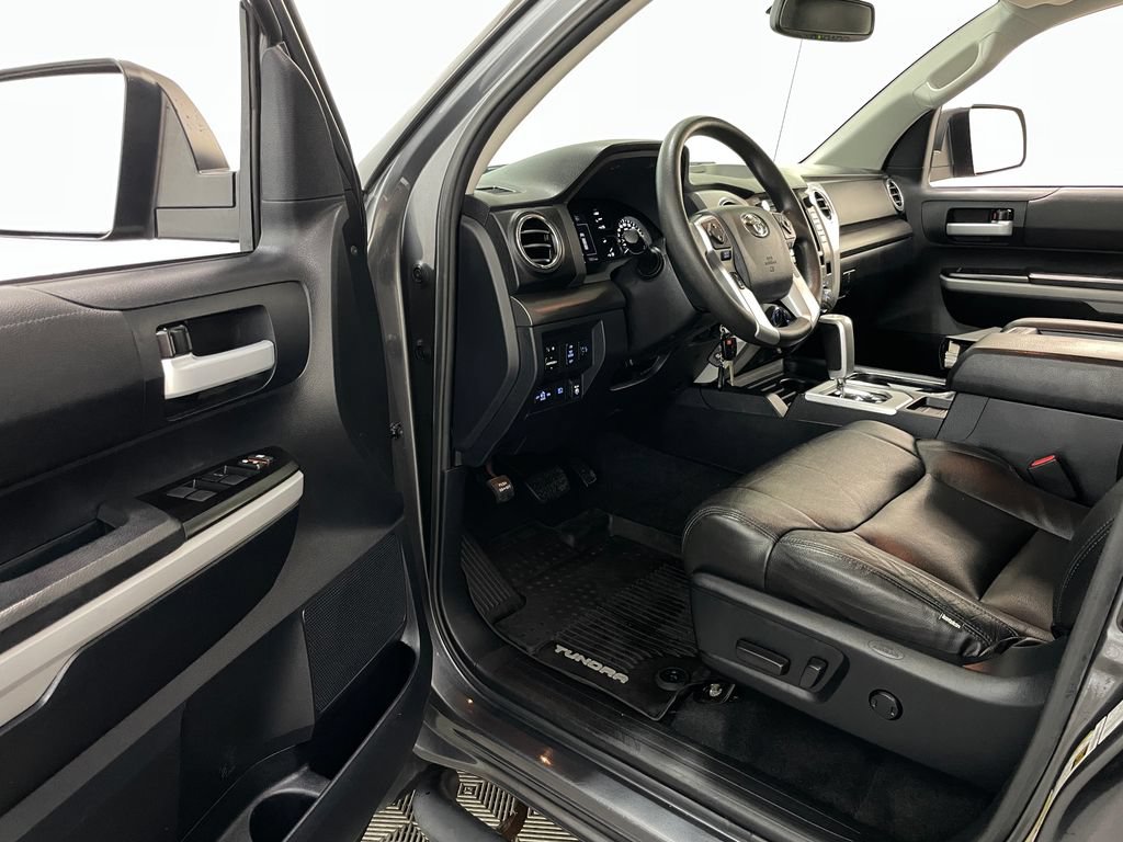 Used 2019 Toyota Tundra SR5 w/ SR5 Upgrade Package AWD/4WD image 19