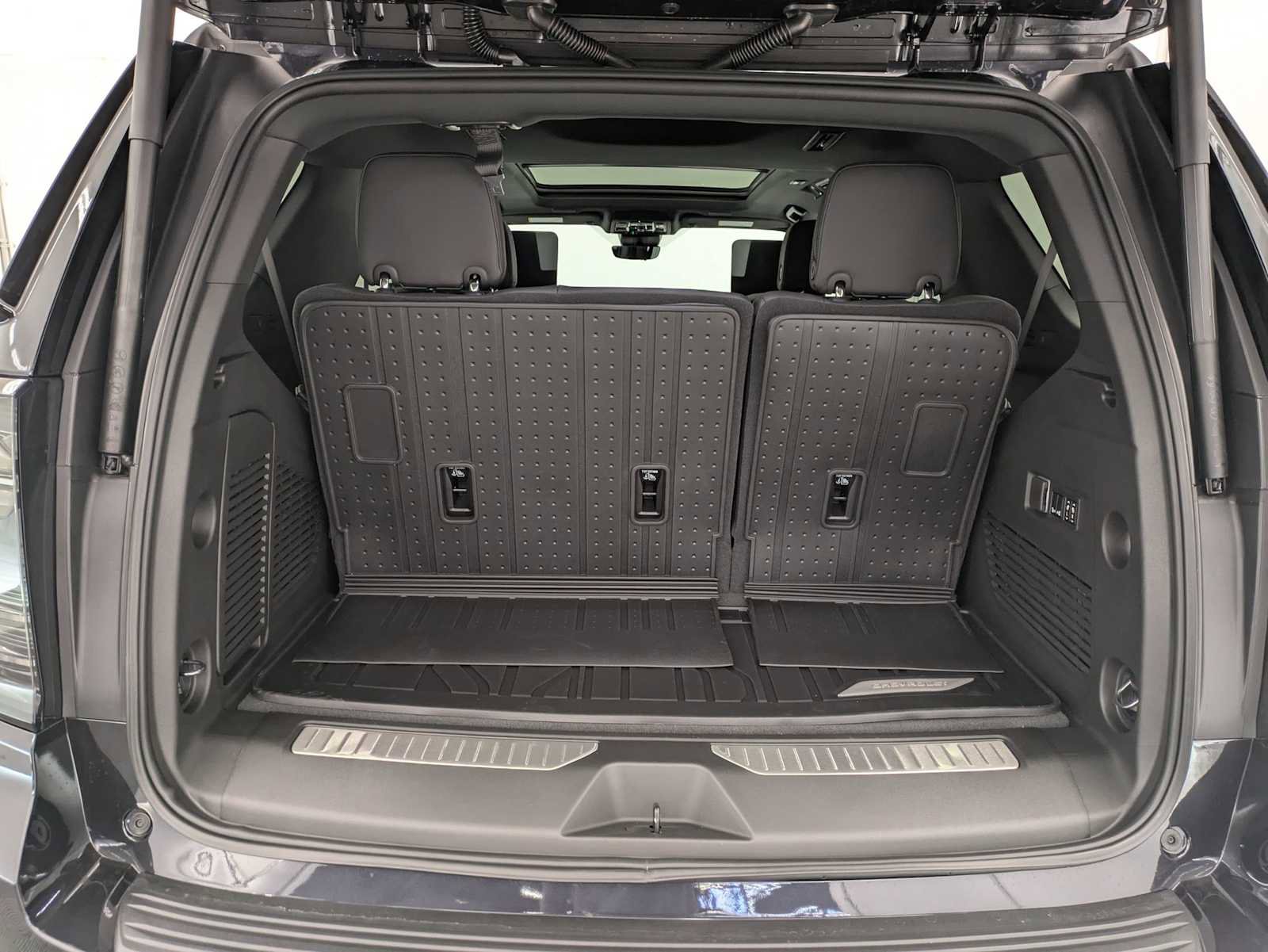 New 2026 Chevrolet Tahoe High Country image 35