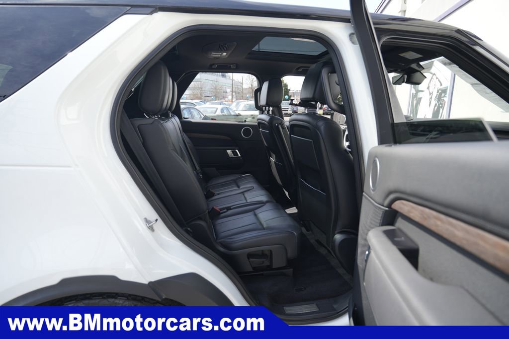 Used 2019 Land Rover Discovery HSE AWD/4WD image 40