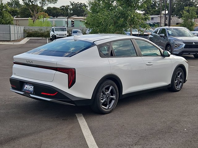 Used 2025 Kia K4 FWD image 5