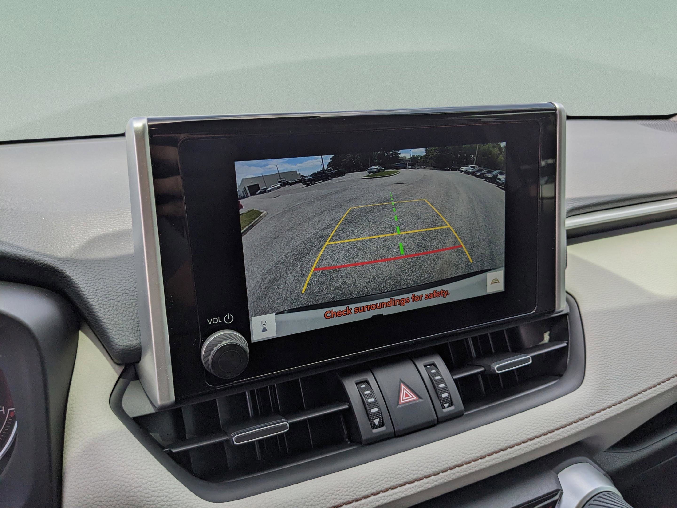Used 2025 Toyota RAV4 XLE Premium FWD image 26