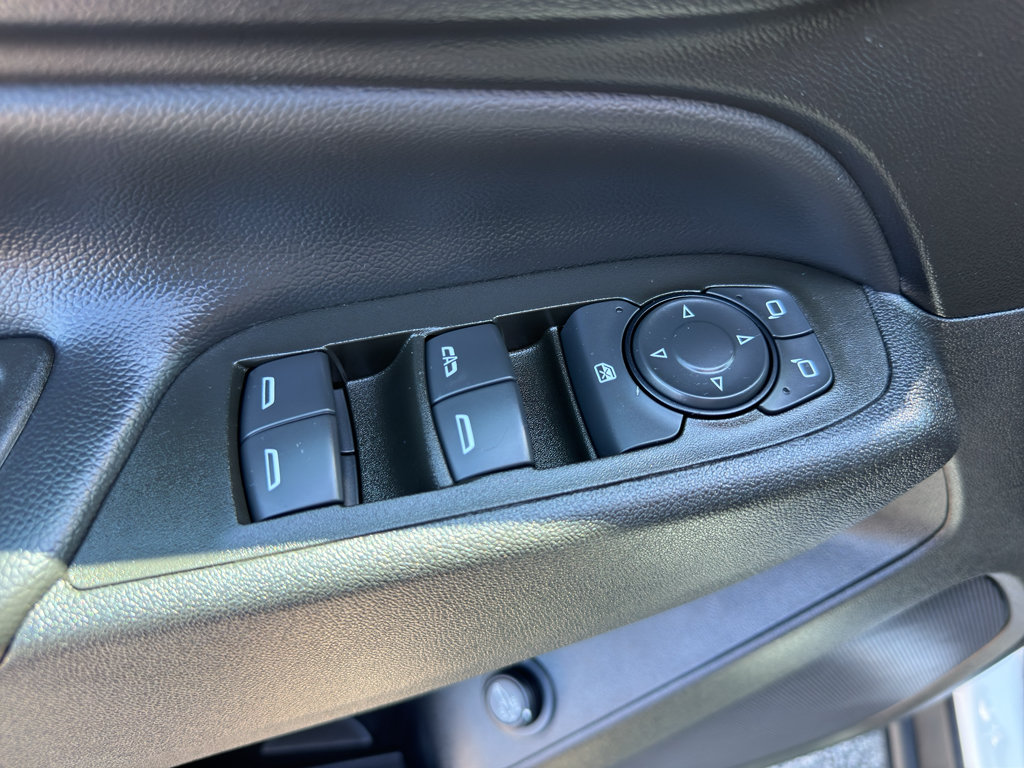 Certified 2023 Chevrolet Equinox LT FWD image 12