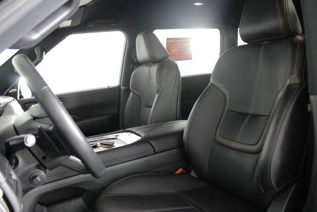 Certified 2025 Nissan Armada SL RWD image 21