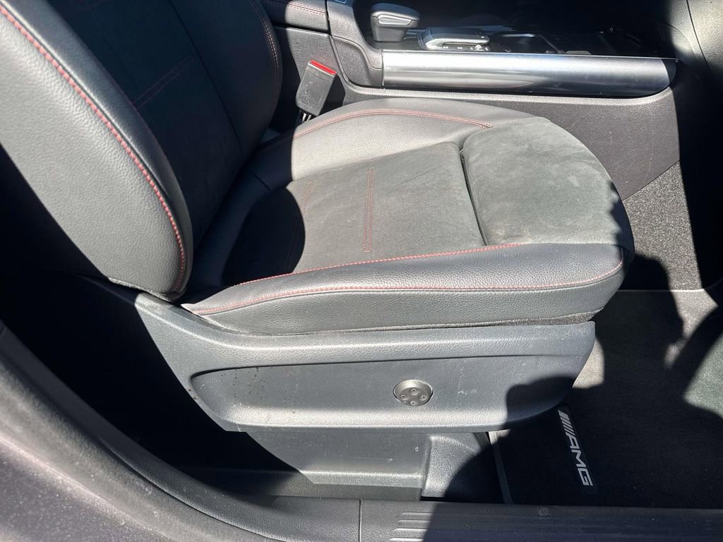 Used 2023 Mercedes-Benz GLA 250 image 12