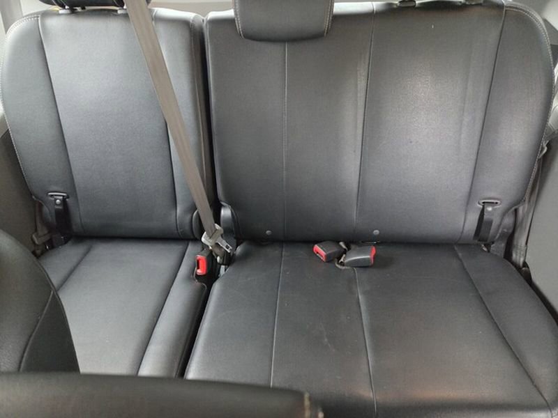 Used 2014 Toyota Sienna SE FWD image 9