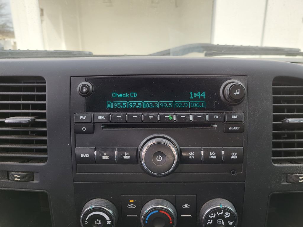 Used 2013 Chevrolet Silverado 1500 LS image 21