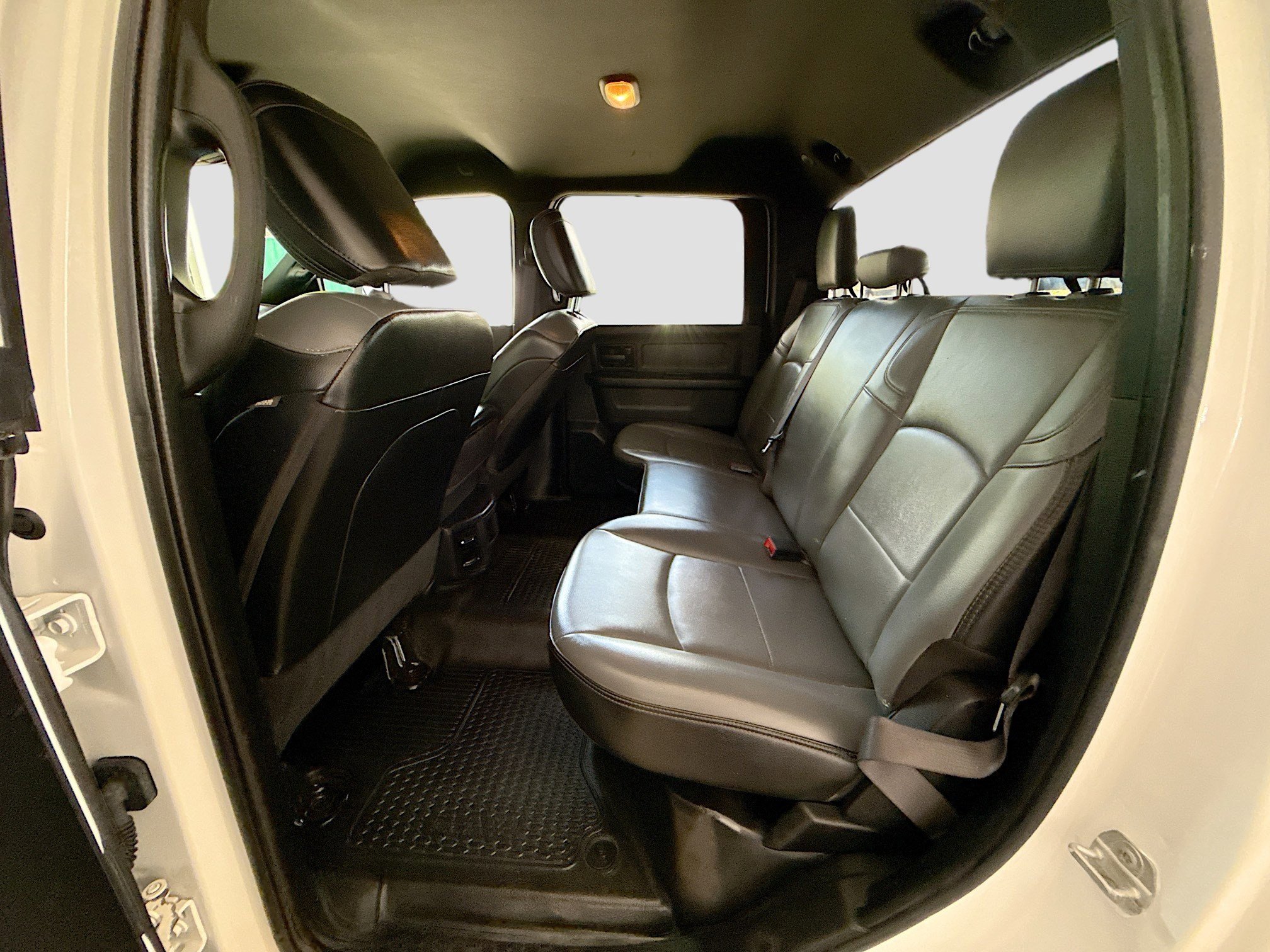 Used 2021 RAM 2500 Tradesman w/ Chrome Appearance Group image 25