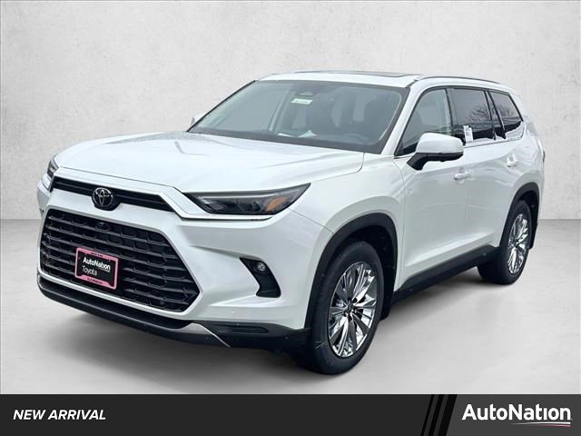 Used 2025 Toyota Grand Highlander AWD image 1