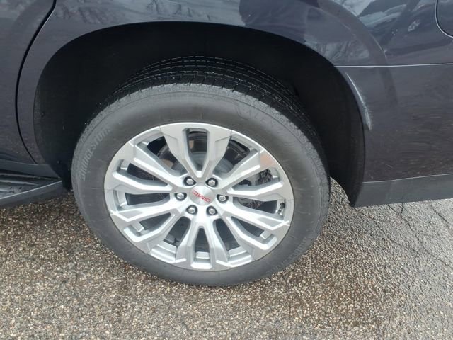 Used 2023 GMC Yukon Denali w/ LPO, Floor Liner Package AWD/4WD image 8