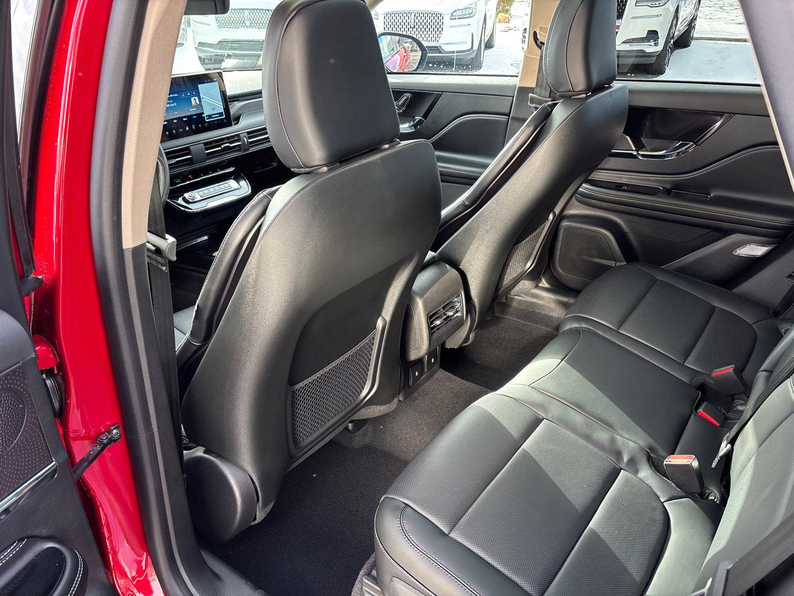 New 2026 Lincoln Corsair Reserve w/ Jet Appearance Package AWD/4WD image 28