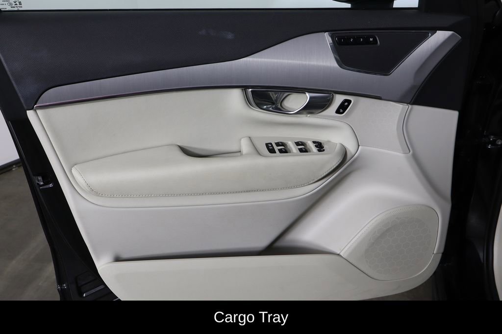 Used 2023 Volvo XC90 B5 Core w/ Protection Package Premier image 19