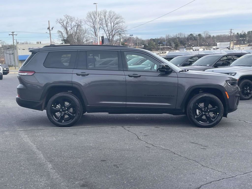 New 2026 Jeep Grand Cherokee L Limited image 9