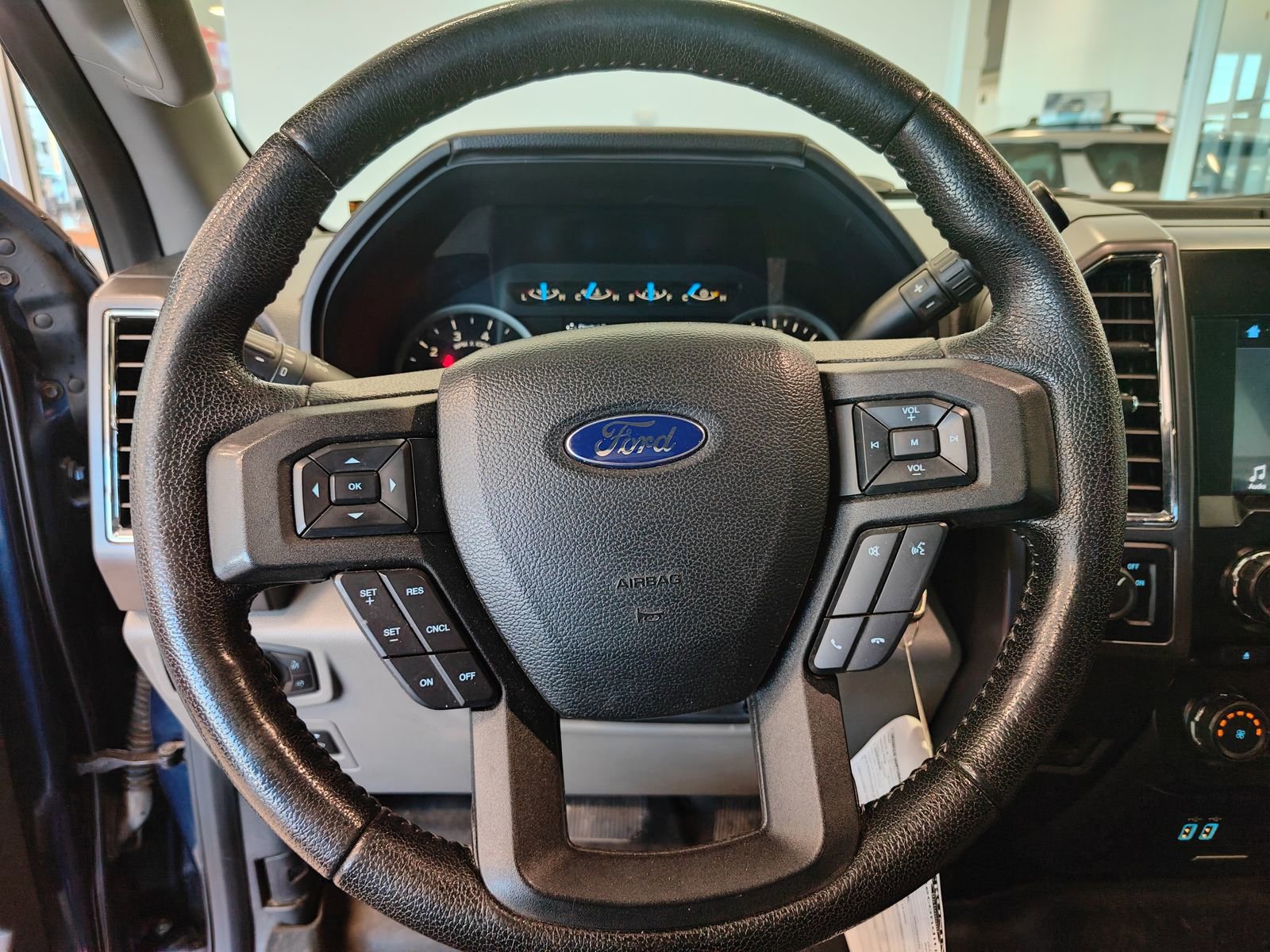 Used 2016 Ford F150 XLT w/ Equipment Group 302A Luxury image 14