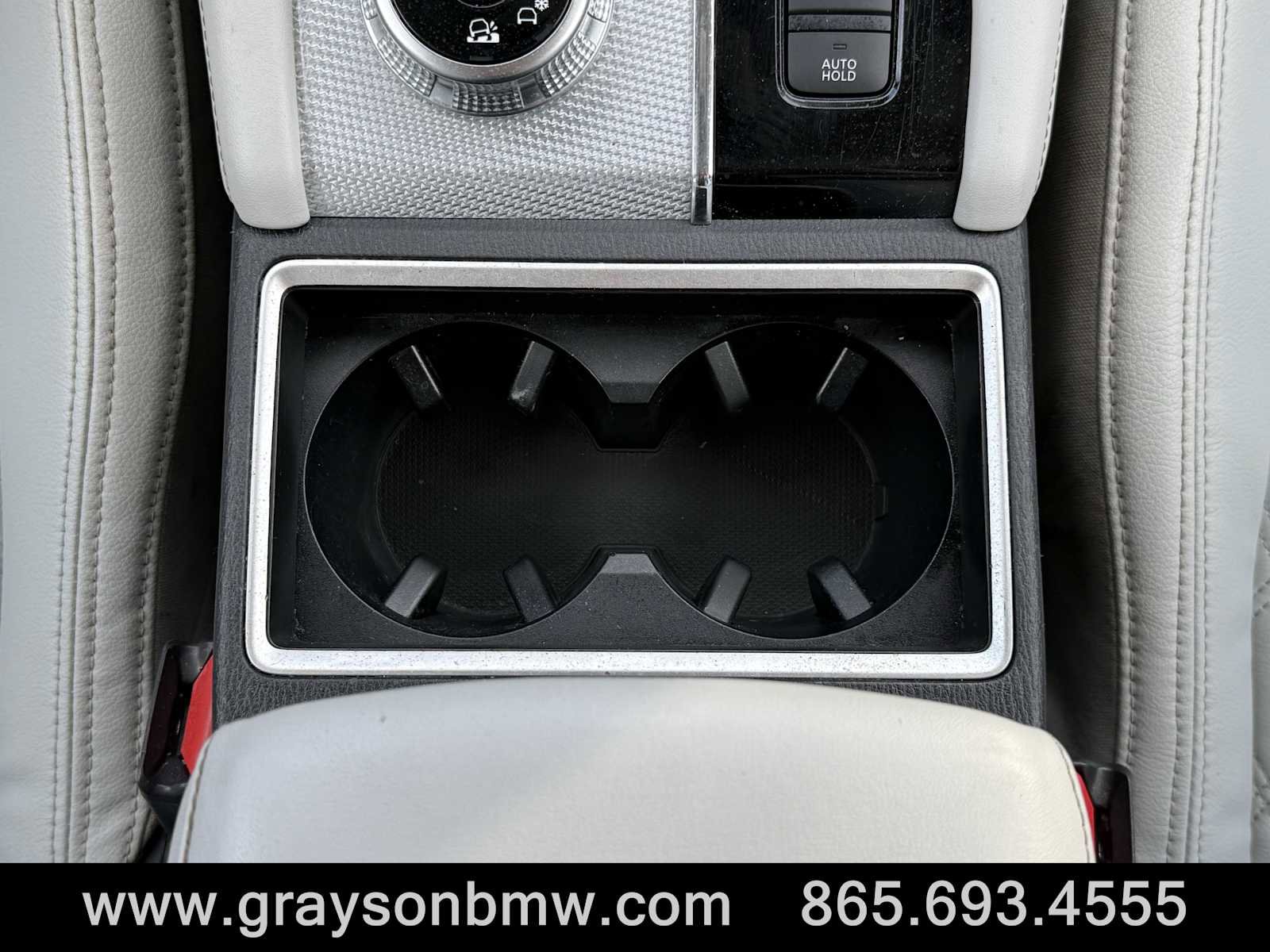 Used 2023 Mitsubishi Outlander SEL image 19