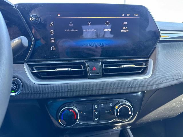 Used 2024 Chevrolet TrailBlazer LT w/ Driver Confidence Package image 24