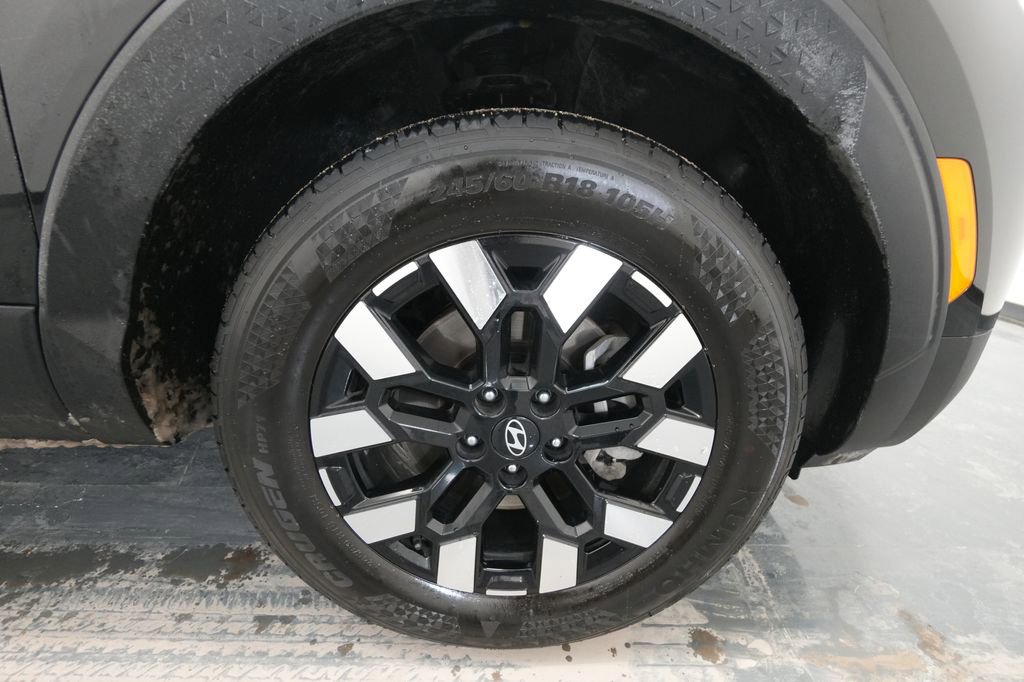 Used 2025 Hyundai Santa Cruz SEL image 10