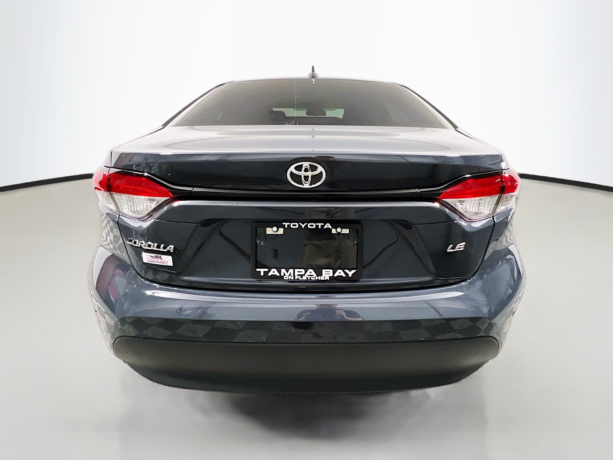 Used 2025 Toyota Corolla LE FWD image 6