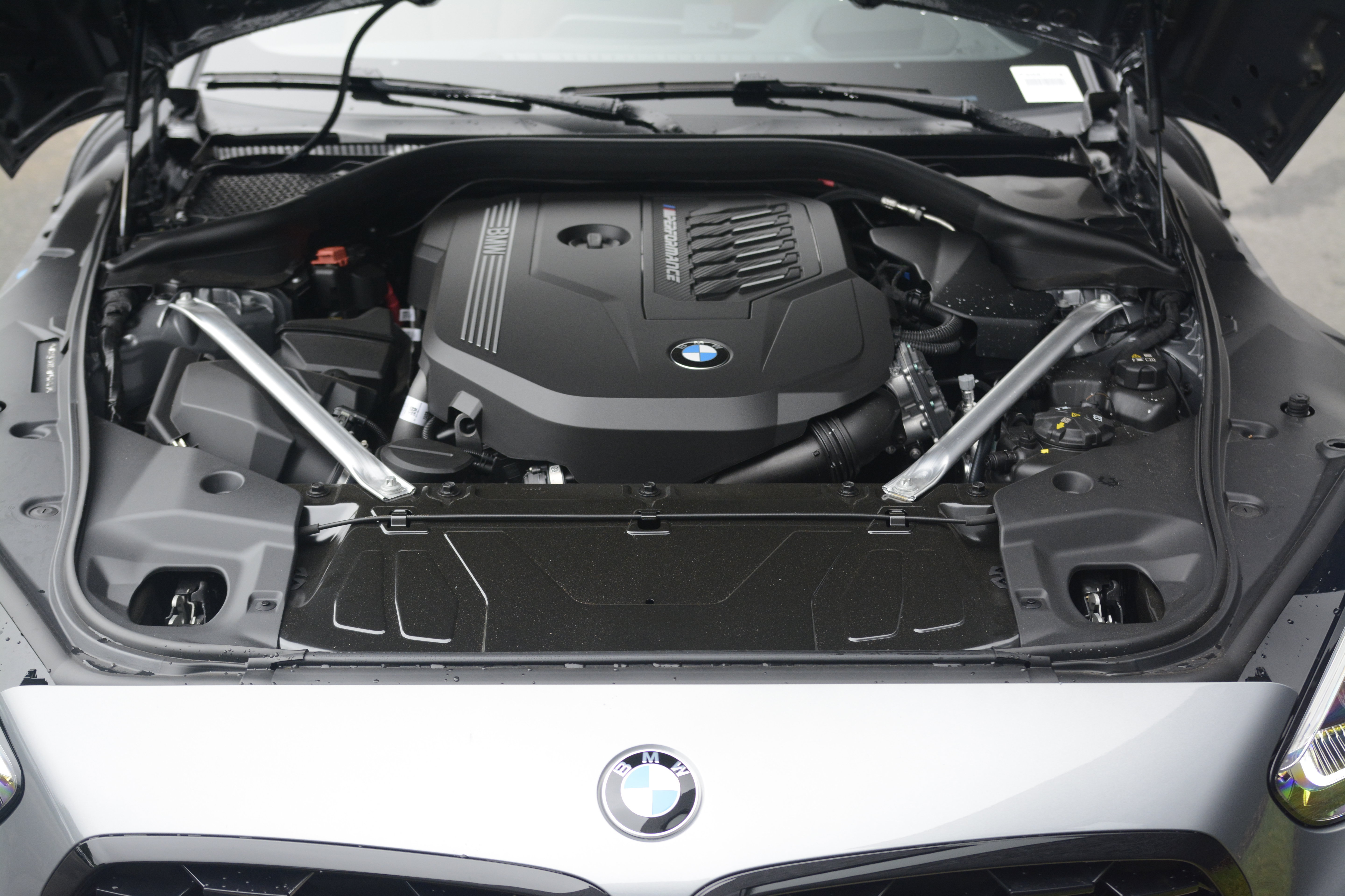 Used 2026 BMW Z4 M40i RWD image 29