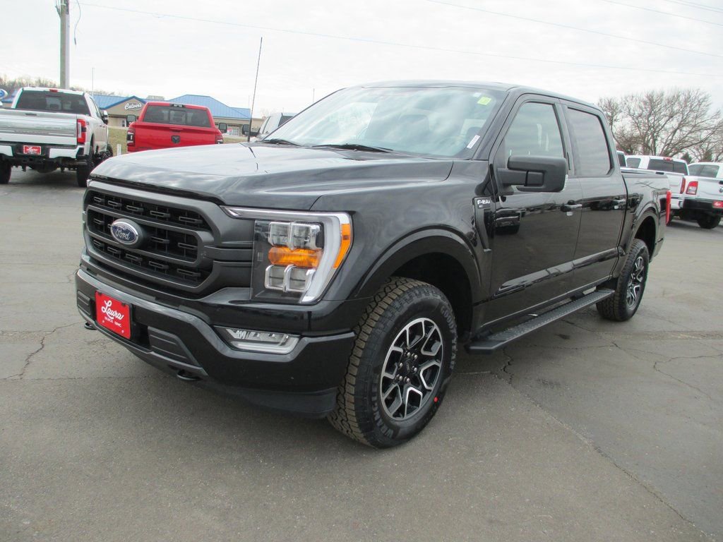 Used 2022 Ford F150 XLT w/ Equipment Group 302A High image 10