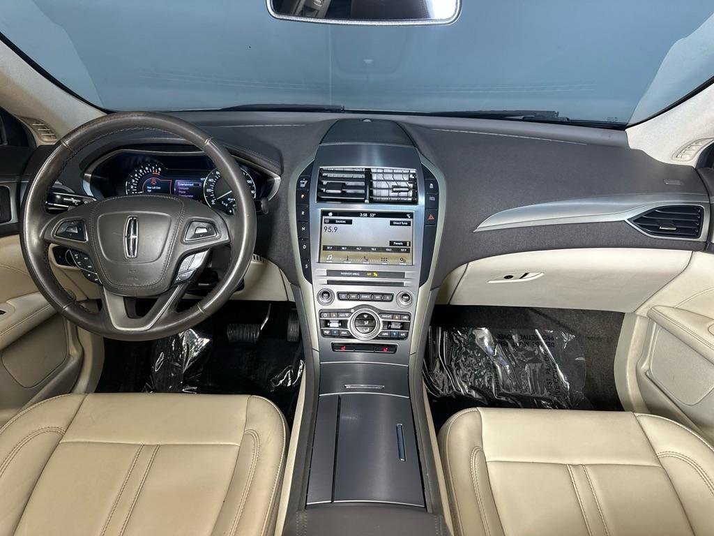 Used 2017 Lincoln MKZ Premiere image 13