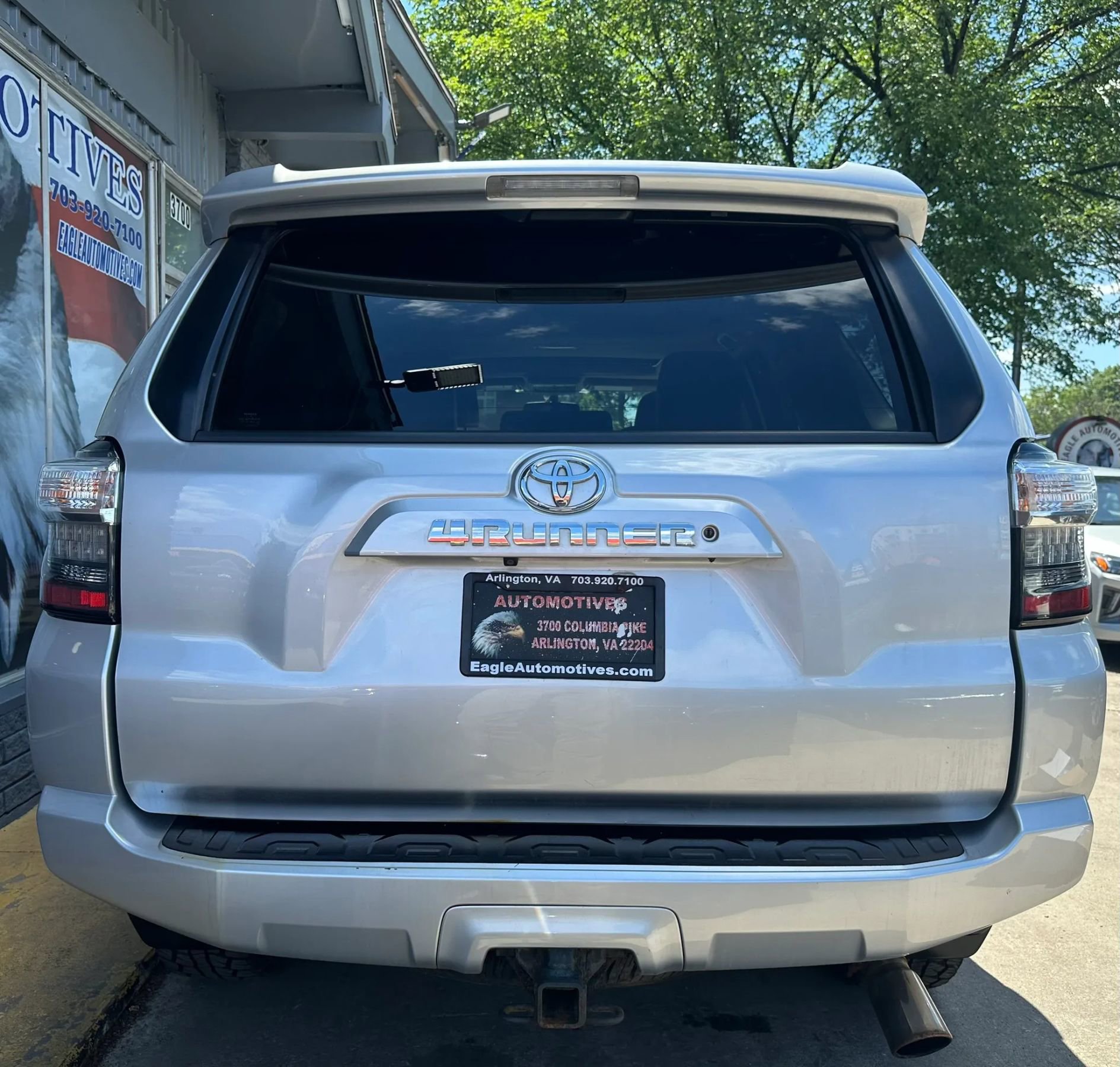 Used 2016 Toyota 4Runner SR5 Premium AWD/4WD image 4