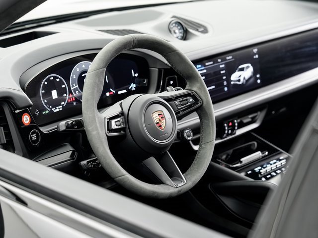 Certified 2025 Porsche Cayenne GTS image 9