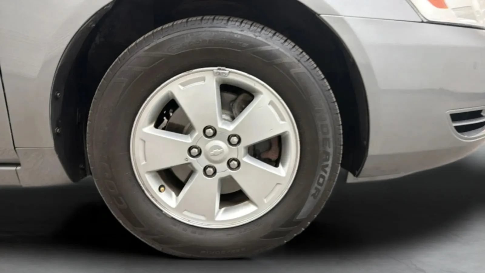 Used 2008 Chevrolet Impala LT FWD image 24