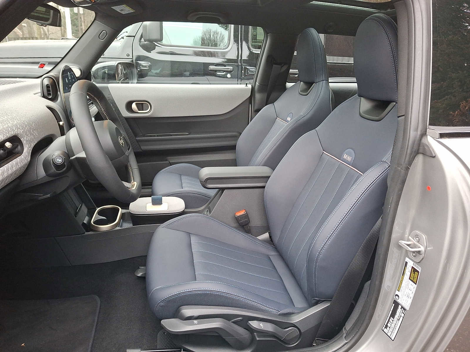 Certified 2025 MINI Cooper S image 11