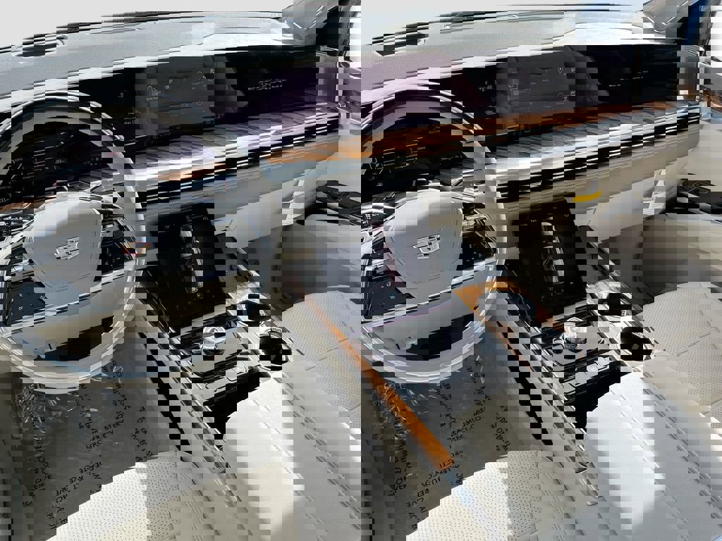 New 2025 Cadillac Escalade Sport Platinum w/ LPO, ONYX Package image 25